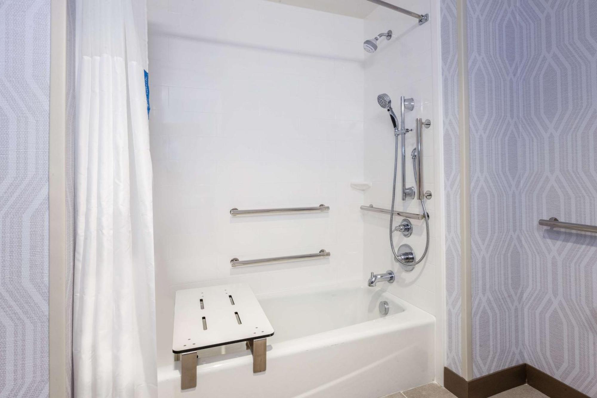 Hampton Inn & Suites Bloomfield Hills Detroit Екстериор снимка