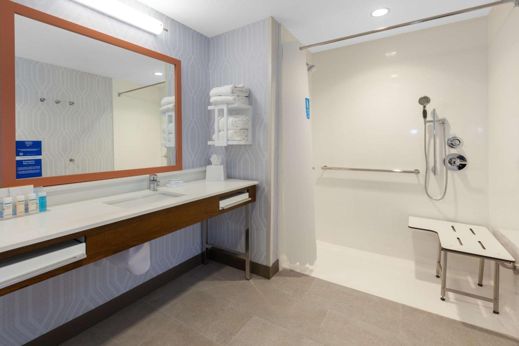 Hampton Inn & Suites Bloomfield Hills Detroit Екстериор снимка