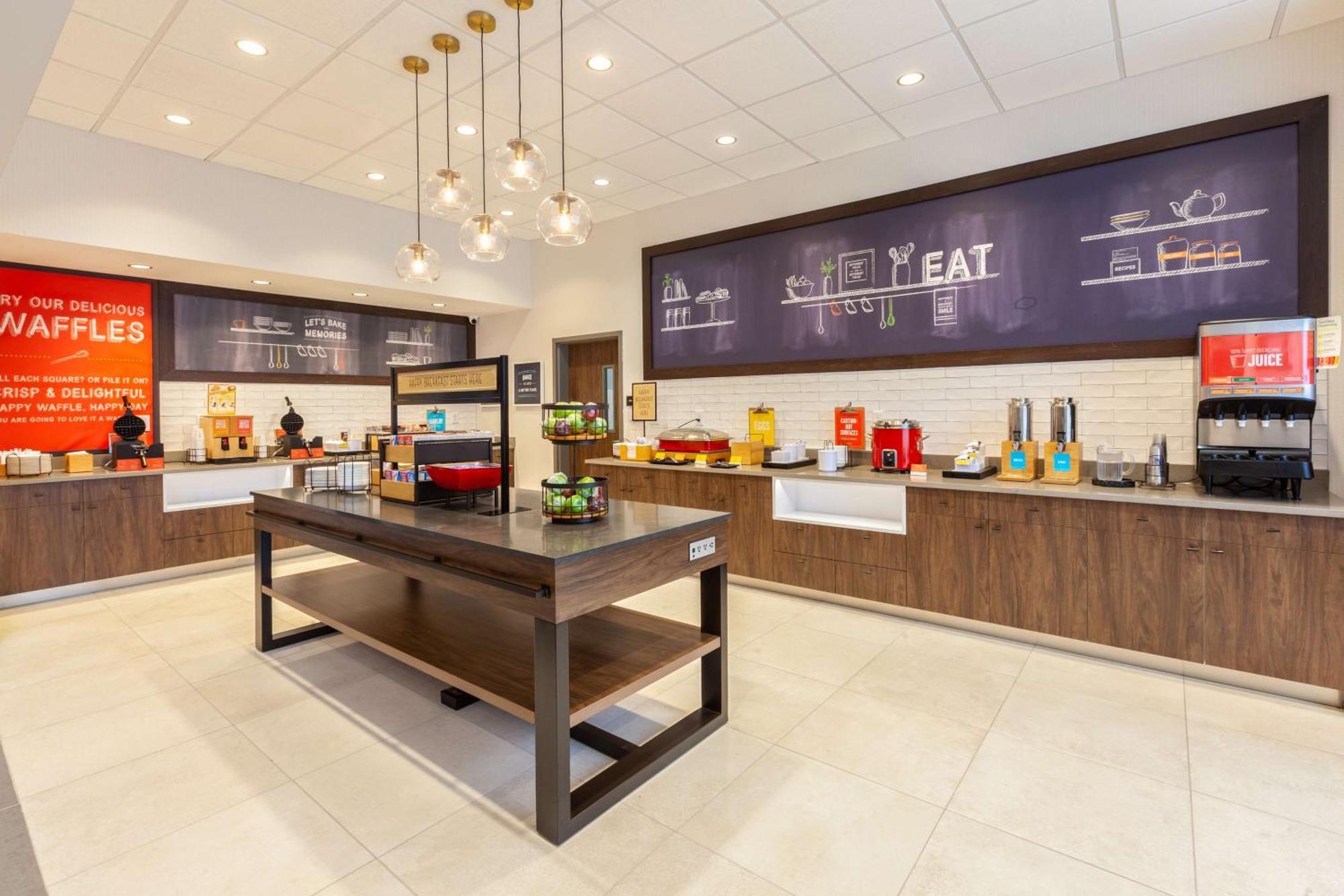 Hampton Inn & Suites Bloomfield Hills Detroit Екстериор снимка